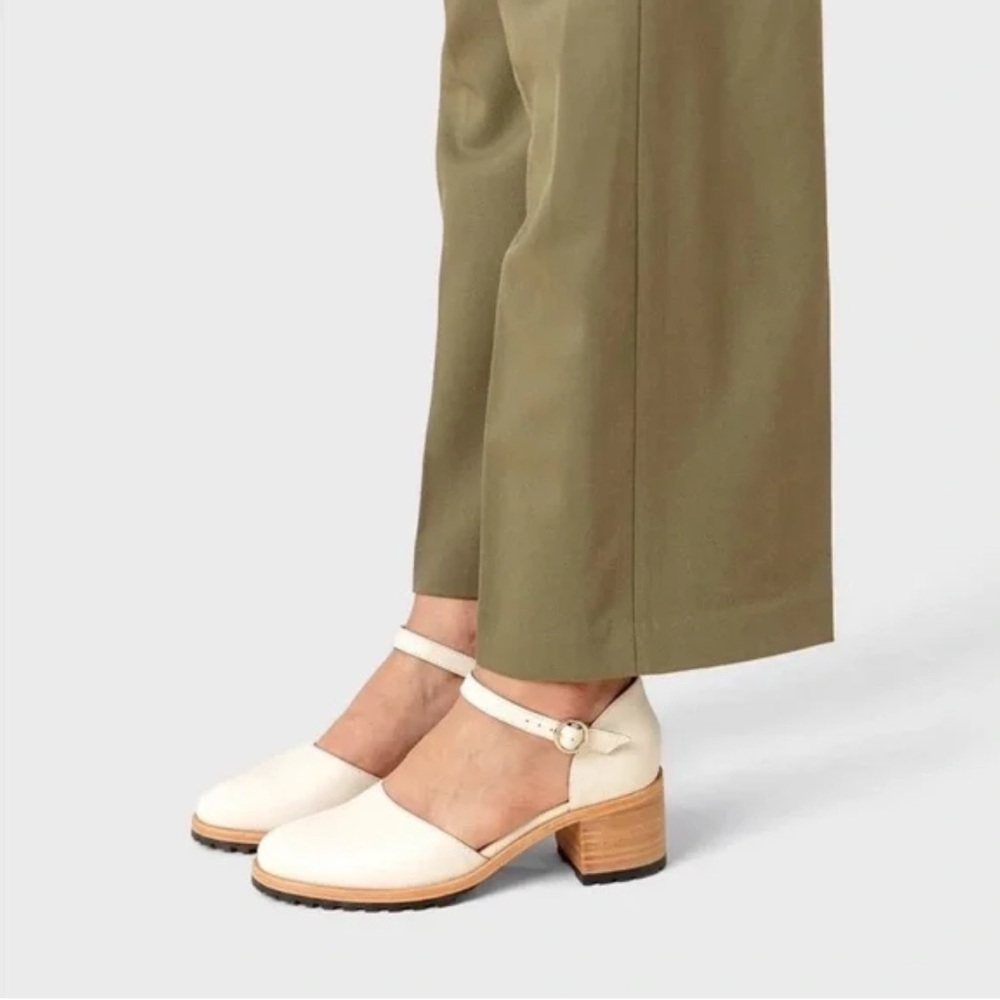 Portland Leather Goods Patina Mary Jane Chunky Heels. In bone color.